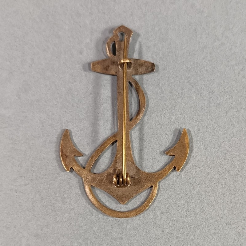 INSIGNE MILITAIRE POUR CASQUE OU CALOT DES TROUPE COLONIALE ET LA MARINE FABRICATION LOCAL LIBERATION